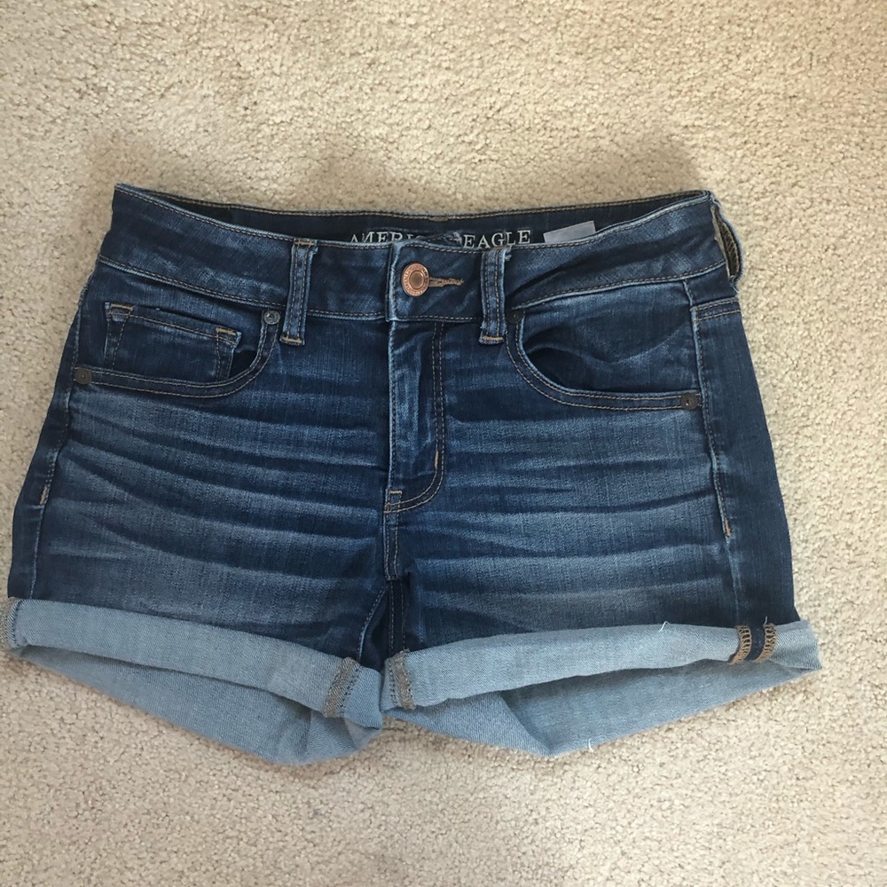 American Eagle High Rise Shorts 🌼